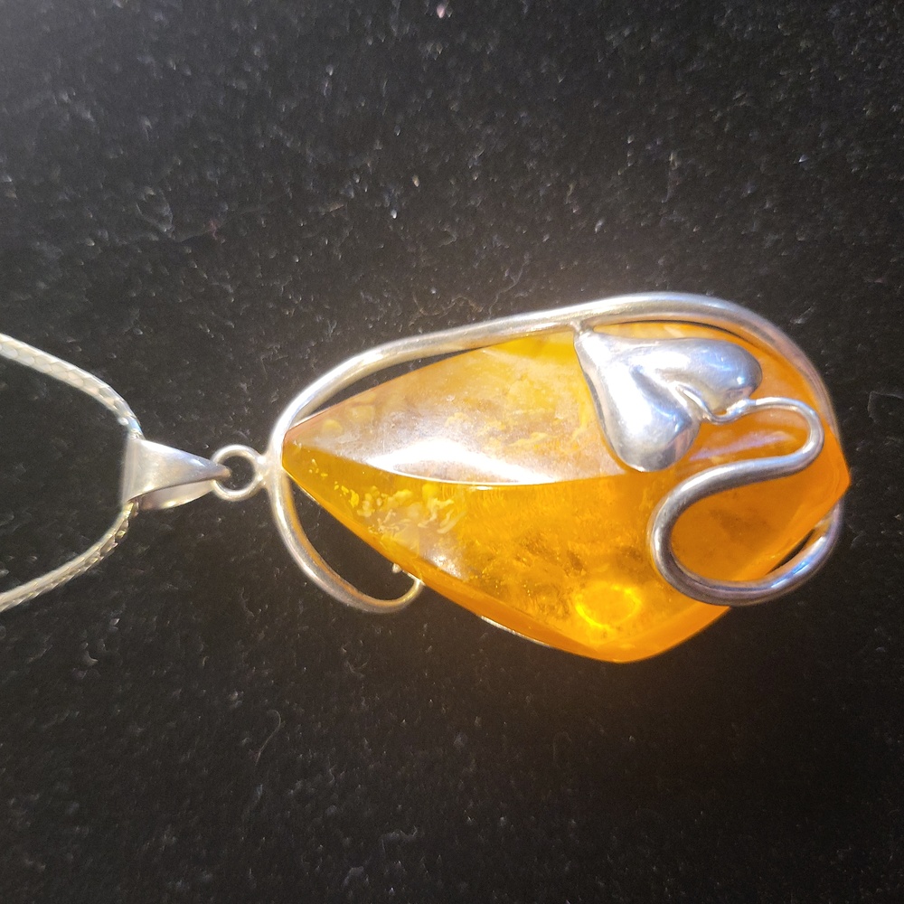 Amazing Sterling Silver Amber Hand Made Pendant Ivy Leaf / Heart Theme - Picture 2 of 14